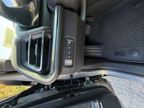 New 2026 Chevrolet Traverse High Country image 27