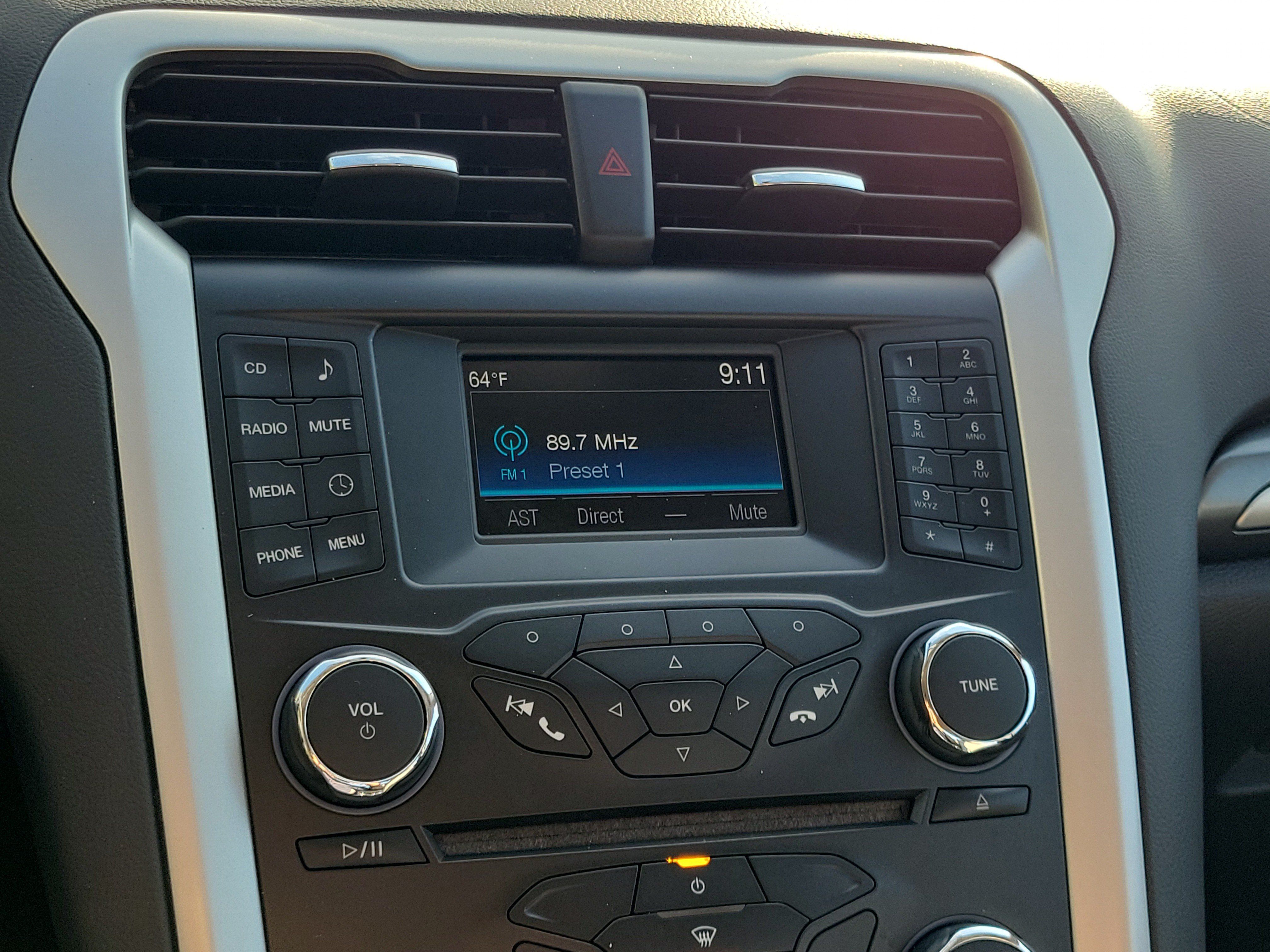 Used 2015 Ford Fusion S FWD image 26