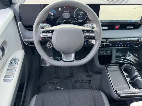 New 2026 Hyundai Ioniq 5 SE image 14