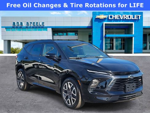 Used 2025 Chevrolet Blazer RS image 1