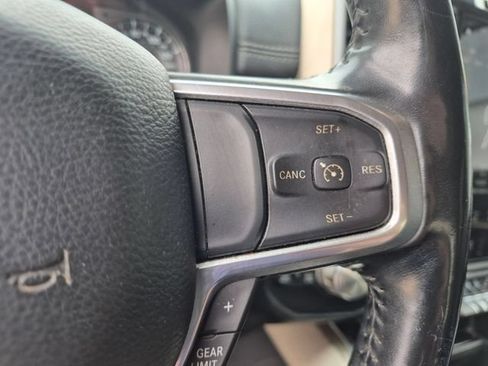 Used 2020 RAM 1500 Laramie AWD/4WD image 20