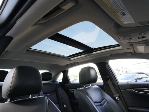 Used 2014 Cadillac XTS Premium AWD/4WD image 32