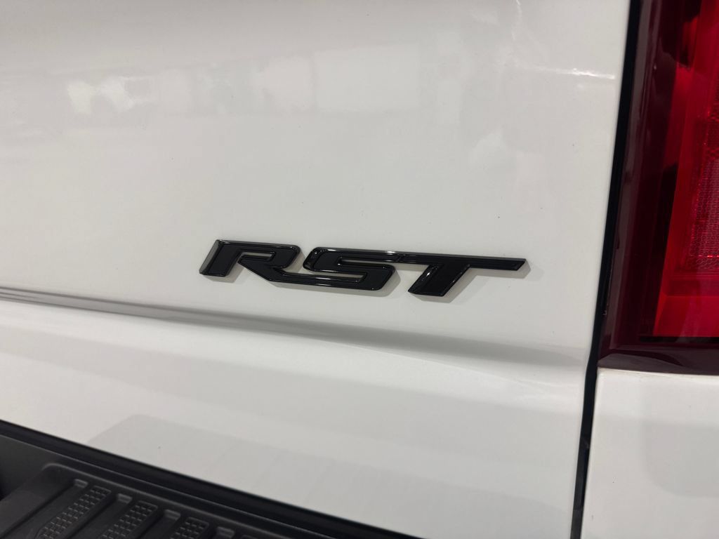 Used 2022 Chevrolet Silverado 1500 RST w/ All Star Edition Plus AWD/4WD image 32