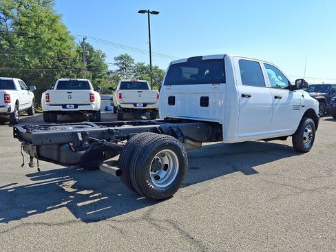Used 2018 RAM 3500 Tradesman image 7