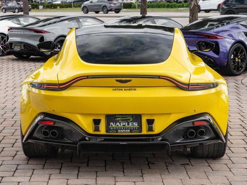 Used 2020 Aston Martin V8 Vantage Coupe image 25
