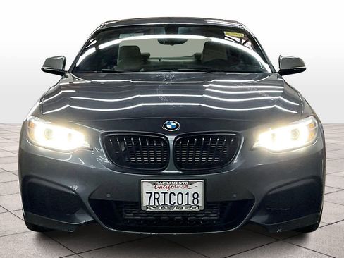 Used 2016 BMW M235i Coupe image 3