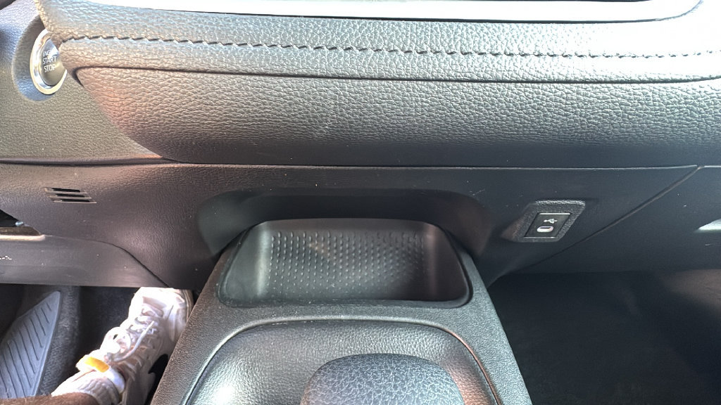 Used 2025 Toyota Corolla SE FWD image 22
