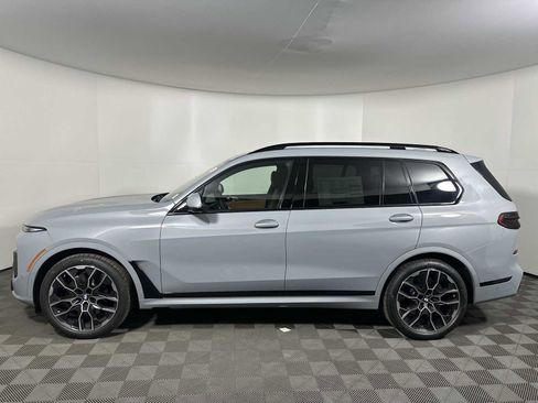 New 2026 BMW X7 xDrive40i w/ M Sport Package image 4