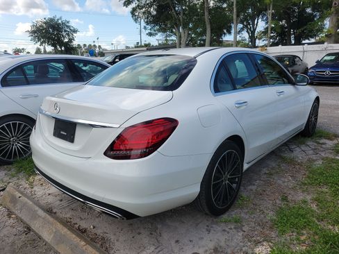 Used 2021 Mercedes-Benz C 300 Sedan image 3