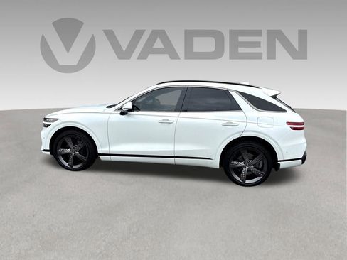 Used 2023 Genesis GV70 3.5T Sport w/ Sport Prestige Package AWD/4WD image 25