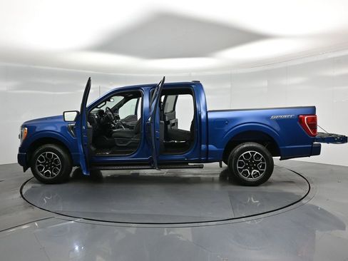 Certified 2022 Ford F150 XLT w/ Equipment Group 302A High image 31