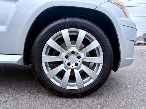 Used 2010 Mercedes-Benz GLK 350 4MATIC image 37