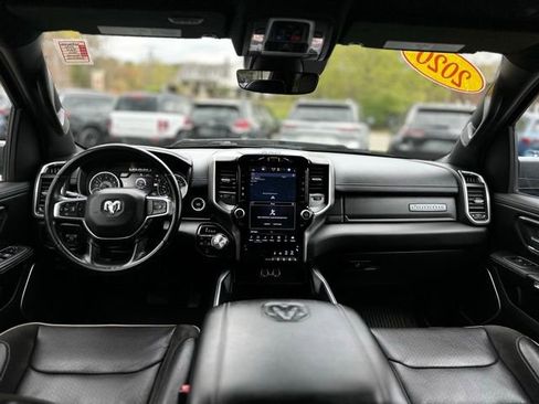 Used 2023 RAM 1500 Laramie AWD/4WD image 15