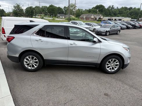 Used 2020 Chevrolet Equinox LT FWD image 6