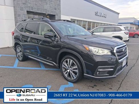 Used 2019 Subaru Ascent Limited image 1