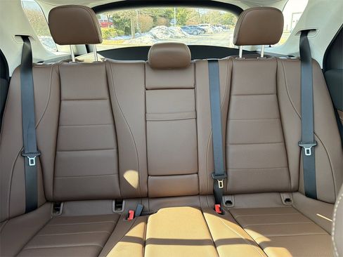 Certified 2025 Mercedes-Benz GLE 350 4MATIC image 31
