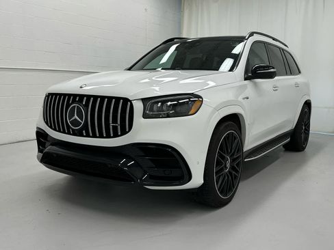 Used 2025 Mercedes-Benz GLS 63 AMG 4MATIC image 4