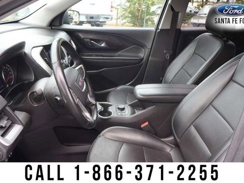 Used 2024 GMC Terrain SLT AWD/4WD image 18