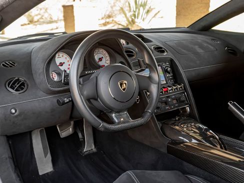 Used 2013 Lamborghini Gallardo LP 570-4 Superleggera AWD/4WD image 19