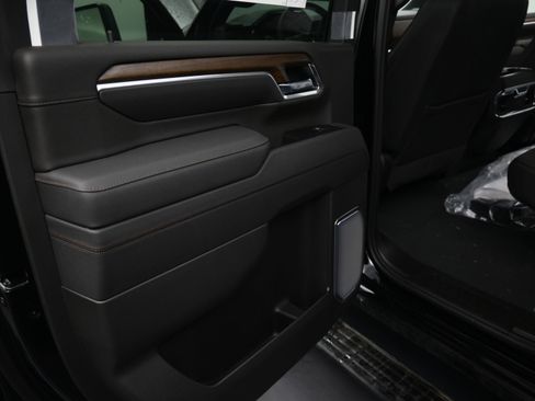 New 2026 Chevrolet Silverado 2500 High Country w/ High Country Premium Package AWD/4WD image 37