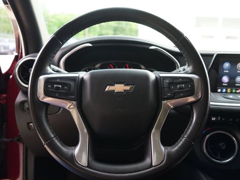 Used 2020 Chevrolet Blazer LT w/ Sound & Technology Package FWD image 5