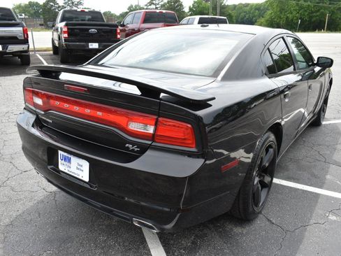 Used 2014 Dodge Charger R/T RWD image 6