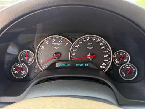 Used 2007 Chevrolet Corvette Convertible RWD image 17