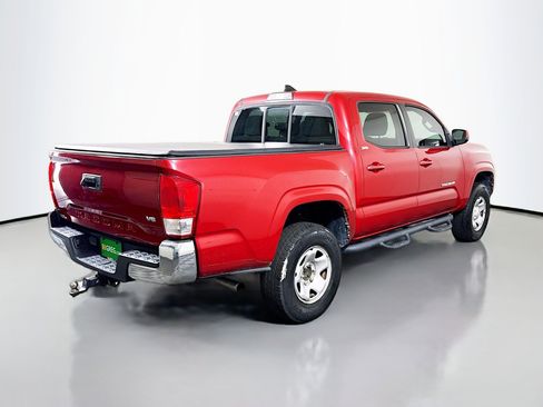 Used 2016 Toyota Tacoma SR5 w/ Towing Package image 10