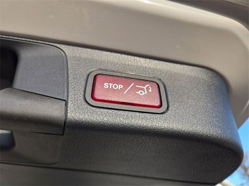 New 2026 Mercedes-Benz GLB 250 4MATIC image 31