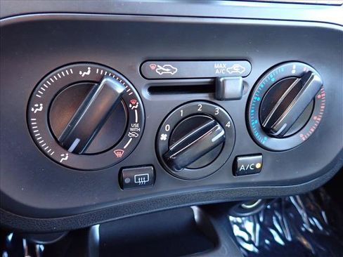 Used 2012 Nissan Juke S AWD/4WD image 16