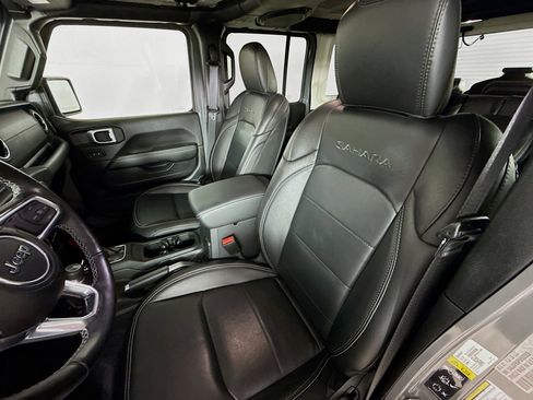 Used 2023 Jeep Wrangler Unlimited Sahara w/ Cold Weather Group image 11