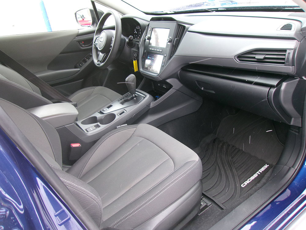 Used 2024 Subaru Crosstrek 2.0i AWD/4WD image 11