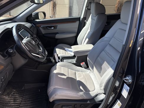 Used 2018 Honda CR-V Touring image 16