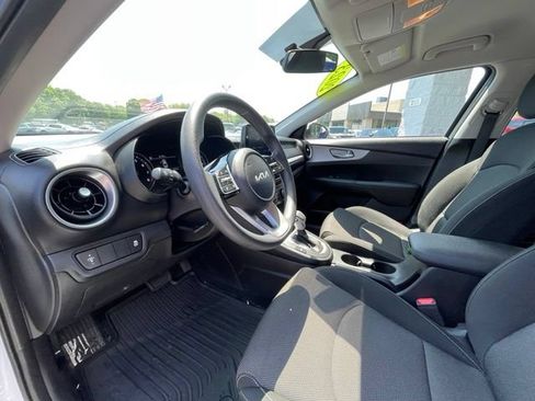 Used 2023 Kia Forte LXS FWD image 10