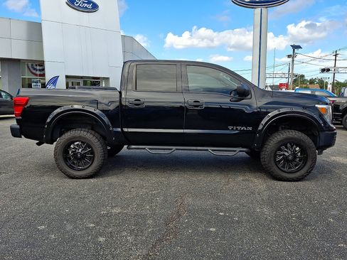 Used 2018 Nissan Titan S w/ S Utility Package AWD/4WD image 7