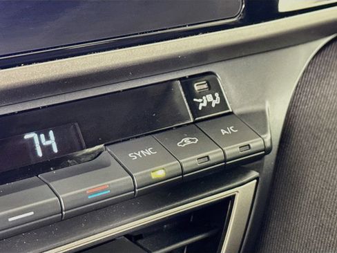 Used 2025 Toyota Camry LE FWD image 16