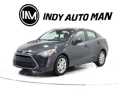Used 2018 Toyota Yaris iA FWD image 8