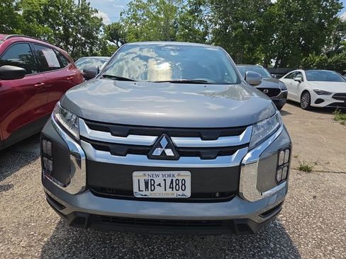 Used 2025 Mitsubishi Outlander Sport SE AWD/4WD image 7