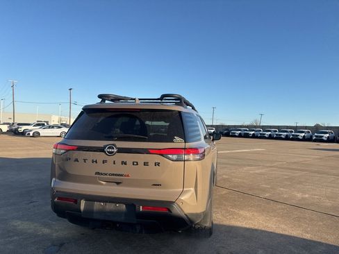 Certified 2023 Nissan Pathfinder Rock Creek image 16