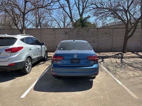 Used 2016 Volkswagen Jetta S image 6