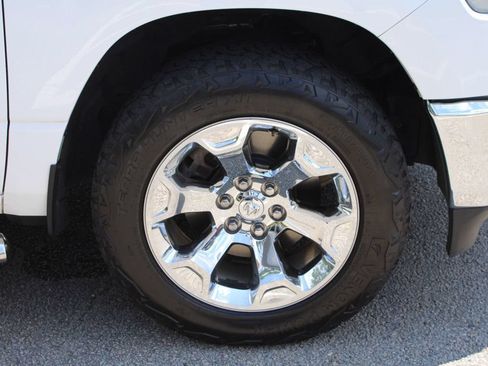 Used 2021 RAM 1500 Big Horn AWD/4WD image 40