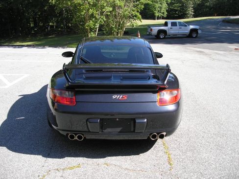 Used 2006 Porsche 911 Carrera S image 4
