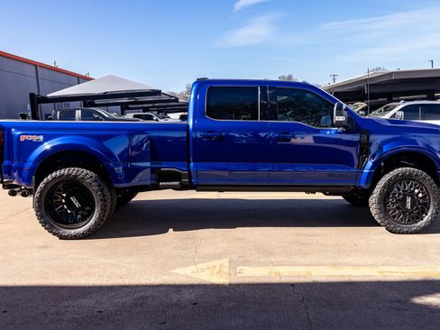 Used 2026 Ford F450 Platinum w/ FX4 Off-Road Package image 11