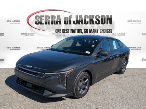 Certified 2025 Kia K4 LXS image 4