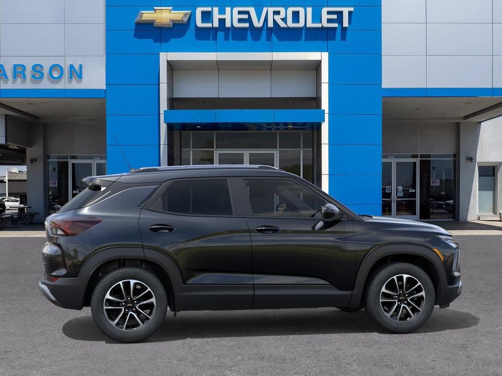 New 2026 Chevrolet TrailBlazer LT w/ Driver Confidence Package FWD image 5