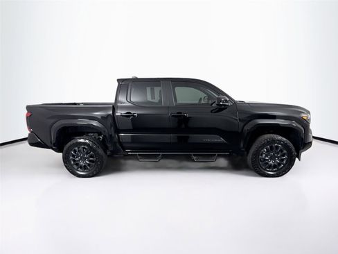 Certified 2024 Toyota Tacoma SR5 image 9