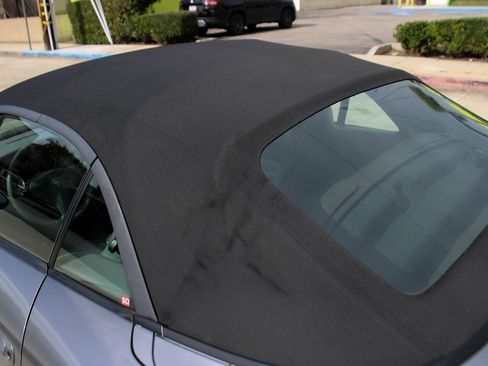 Used 2001 Porsche 911 Cabriolet image 37