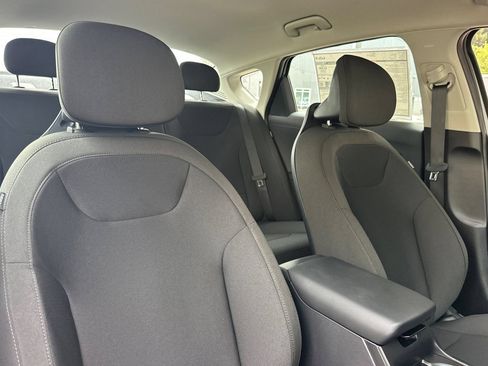 New 2026 Kia K4 FWD image 13