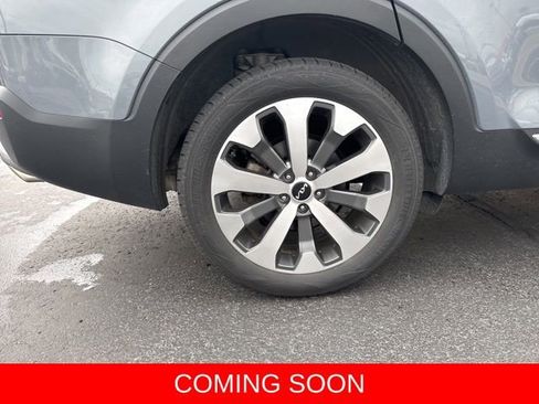Used 2022 Kia Telluride S AWD/4WD image 5