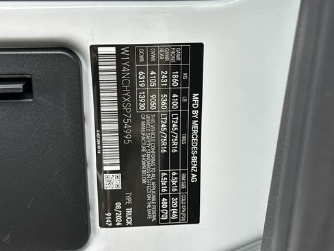 New 2025 Mercedes-Benz Sprinter 2500 image 23